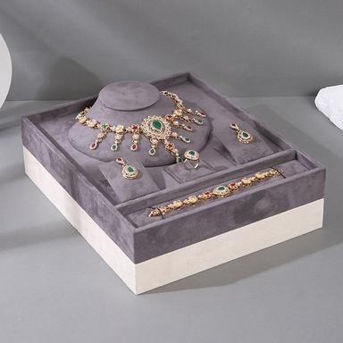 Displays & Trays