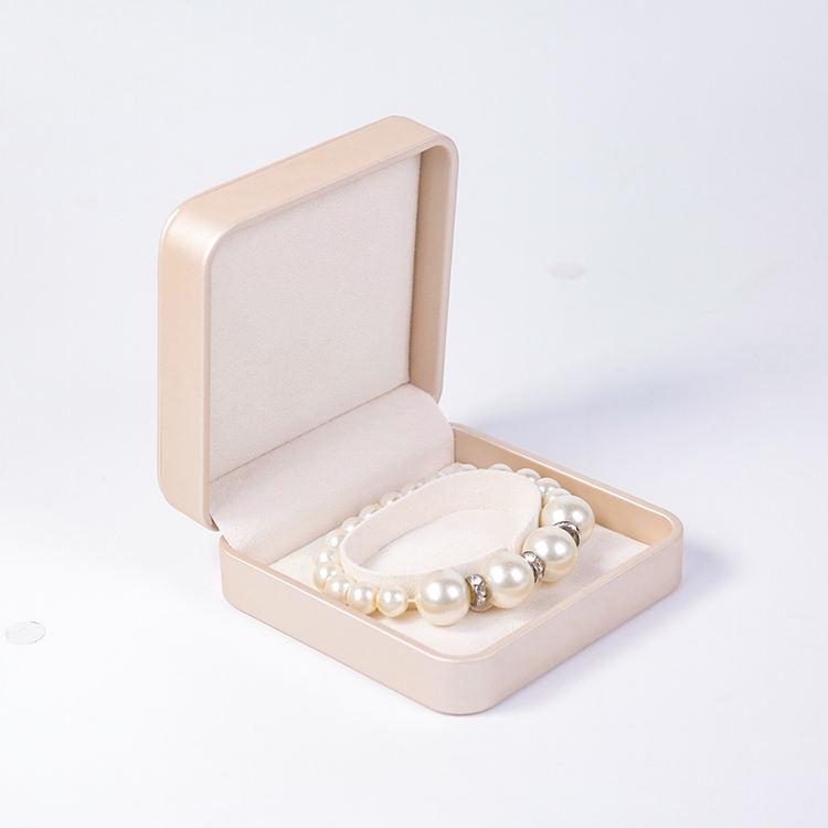 Technical Precision in Jewelry Box Manufacturing: Materials, Finishes, and Durability Standards